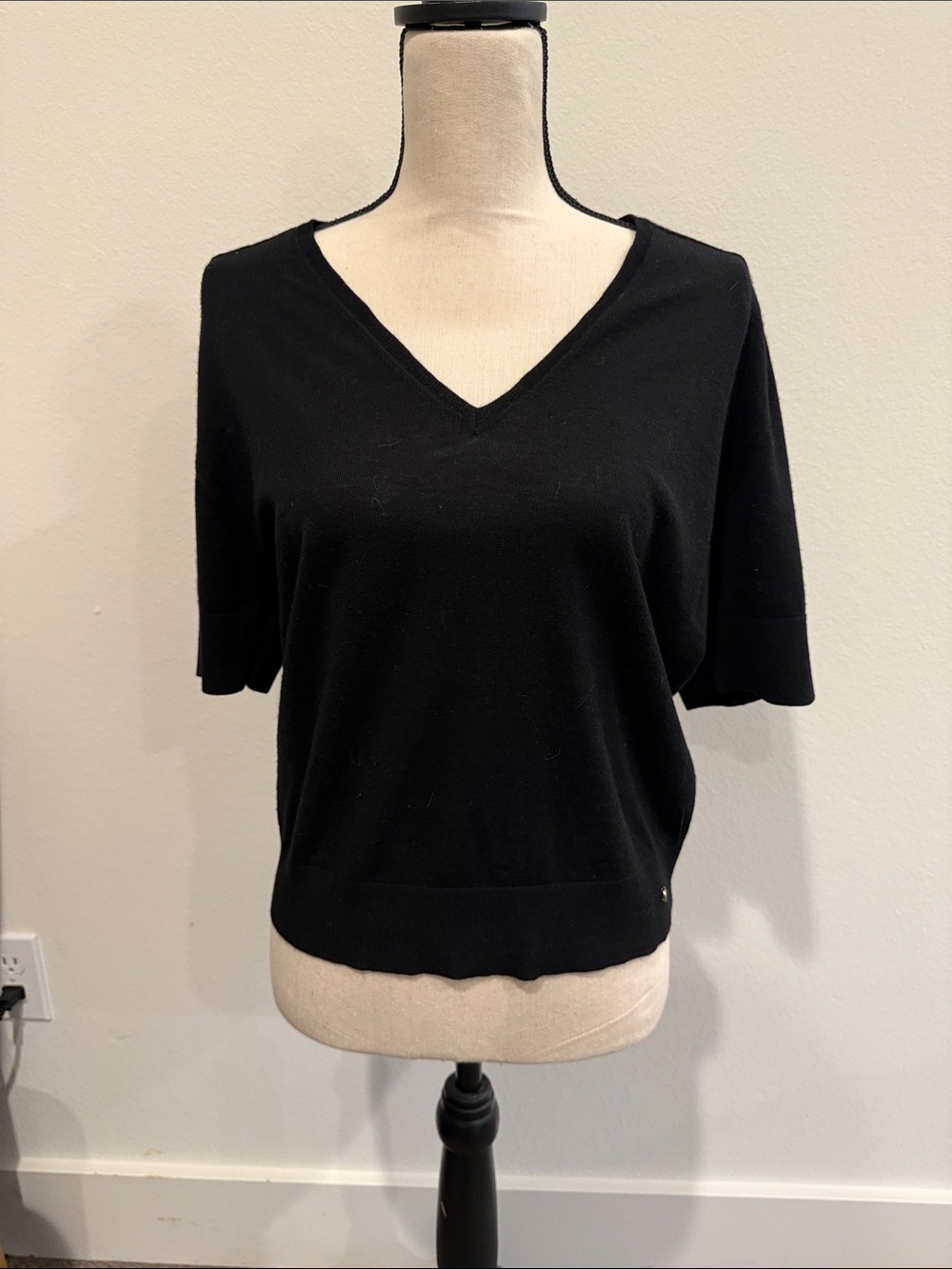 Anine Bing Black V-Neck Short Sleeve Top